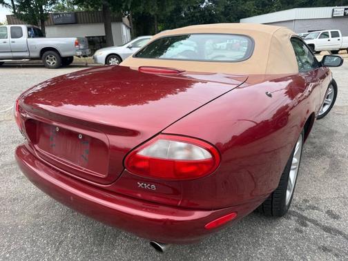 Phoenix 2000 Jaguar XK8