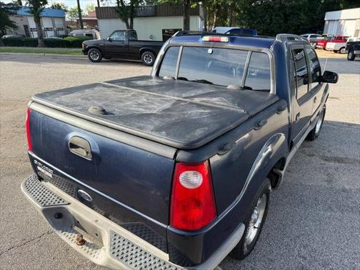 2002 Ford Explorer Sport Trac Base