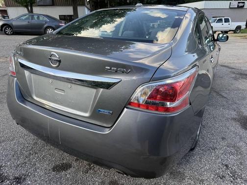 Gun Metallic 2014 Nissan Altima 2.5 SV