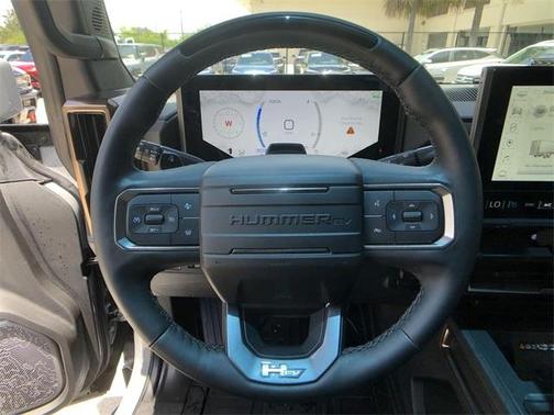 2025 GMC HUMMER EV SUV 2X