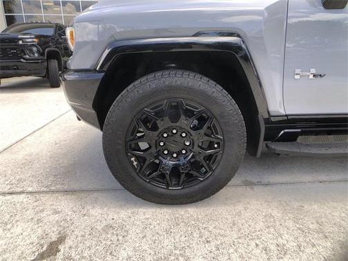 2025 GMC HUMMER EV SUV 2X