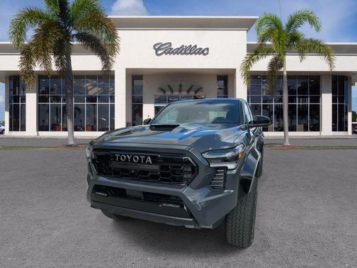 2025 Toyota Tacoma Hybrid TRD Sport