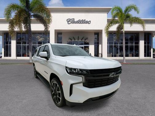 Summit White 2023 Chevrolet Suburban RST
