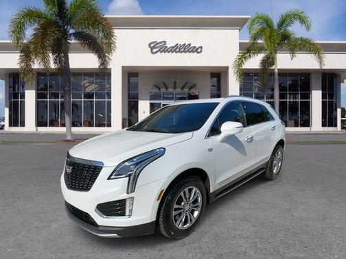 Crystal White Tricoat 2023 Cadillac XT4 Premium Luxury