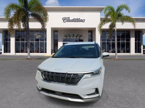 Ceramic Silver 2024 Kia Carnival EX