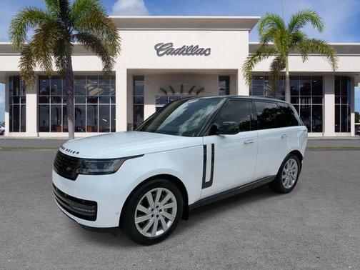 Ostuni Pearl White Metallic 2024 Land Rover Range Rover P400 SE