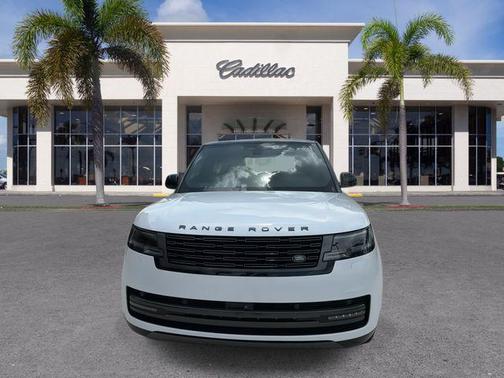 Ostuni Pearl White Metallic 2024 Land Rover Range Rover P400 SE