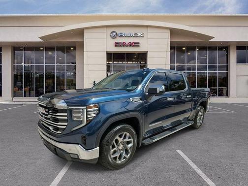 Pacific Blue Metallic 2022 GMC Sierra 1500 SLT