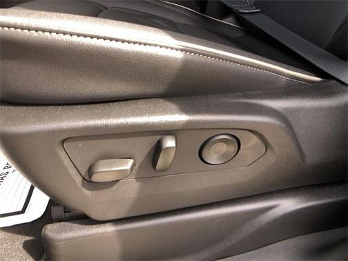 2025 GMC Yukon XL Elevation