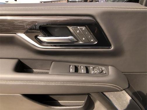 2025 GMC Yukon XL Elevation