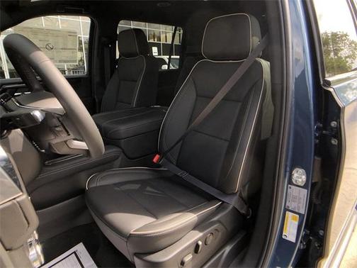 2025 GMC Yukon XL Elevation