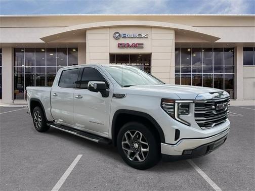 2022 GMC Sierra 1500 SLT