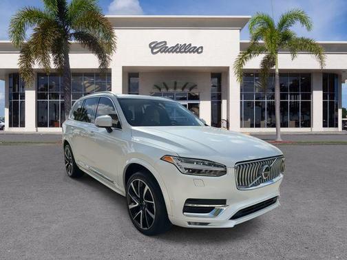 2023 Volvo XC90 B6 Plus 6-Seater