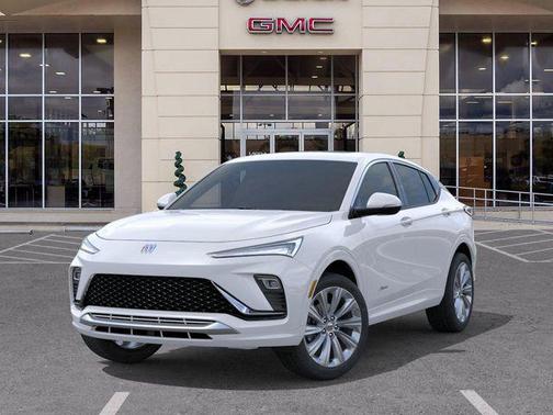 White Frost Tricoat 2026 Buick Envista Avenir FWD