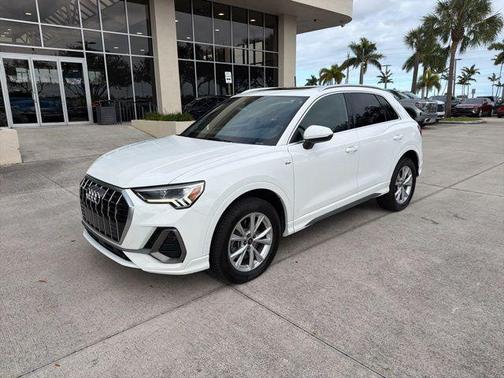 2021 Audi Q3 45 S line Premium Plus