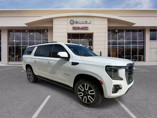 Summit White 2024 GMC Yukon XL 4WD AT4