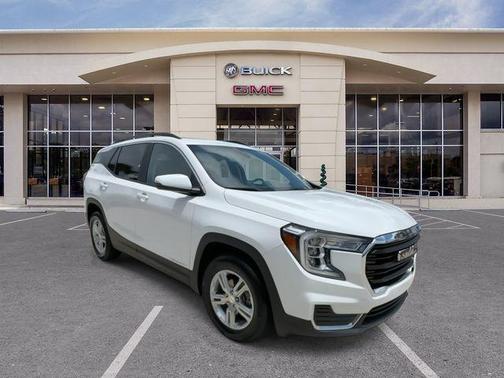 Summit White 2023 GMC Terrain SLE