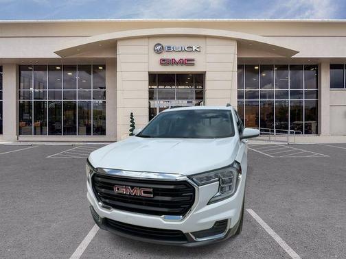 Summit White 2023 GMC Terrain SLE