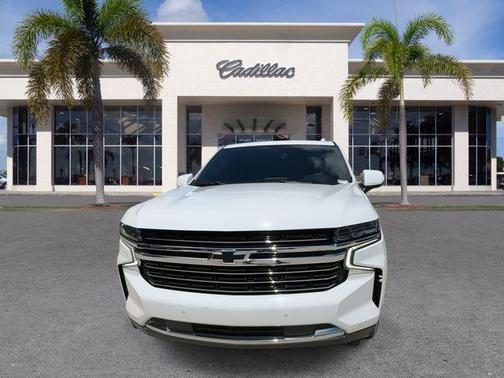 Summit White 2022 Chevrolet Suburban LT