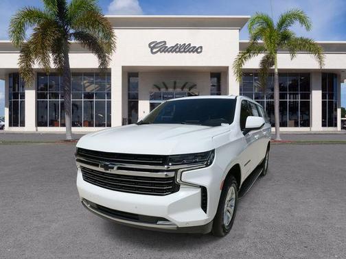 Summit White 2022 Chevrolet Suburban LT