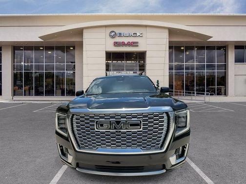 Onyx Black 2023 GMC Yukon XL Denali