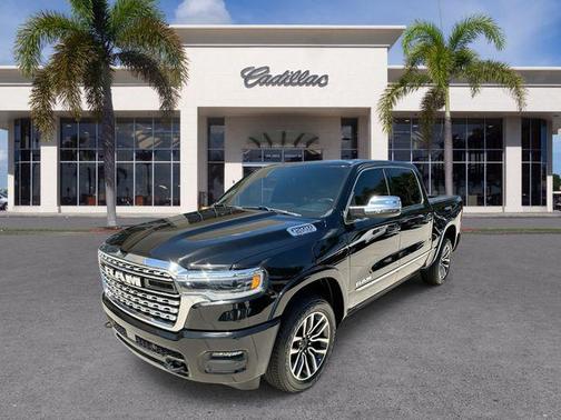 Diamond Black Crystal Pearlcoat 2025 RAM 1500 Limited