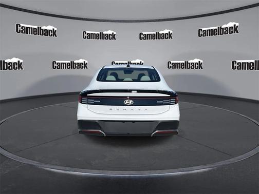2025 Hyundai SONATA SE