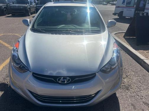 2012 Hyundai ELANTRA Limited
