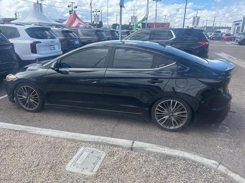 2017 Hyundai ELANTRA Sport