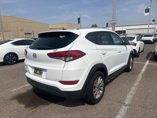 2016 Hyundai TUCSON SE