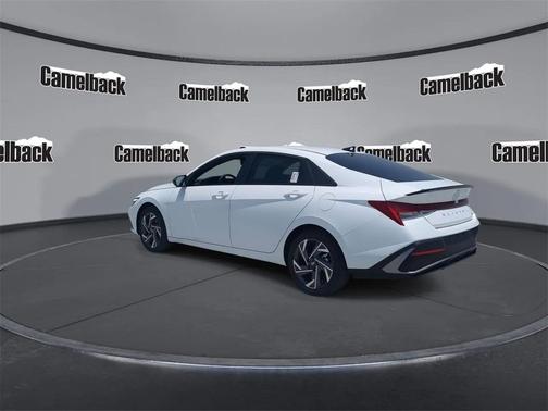 2025 Hyundai ELANTRA HEV SEL Sport