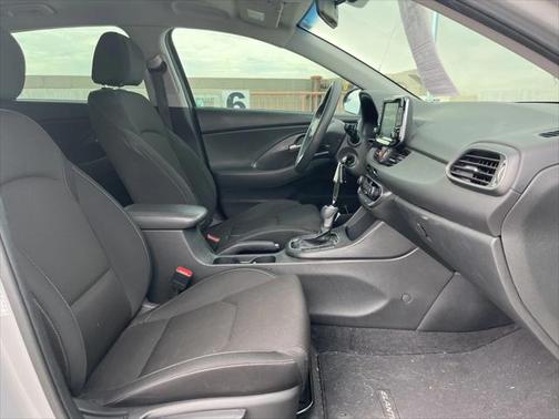 2018 Hyundai Elantra GT Base