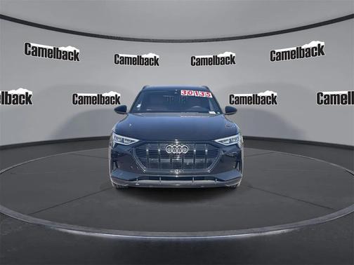 2022 Audi e-tron Premium