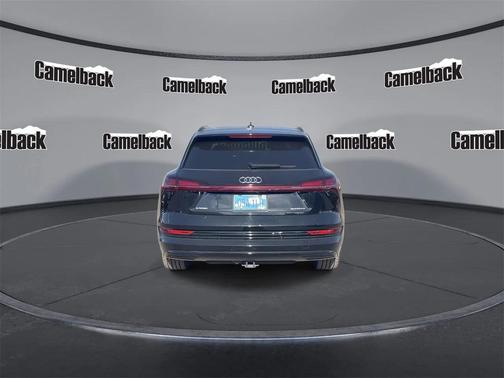 2022 Audi e-tron Premium