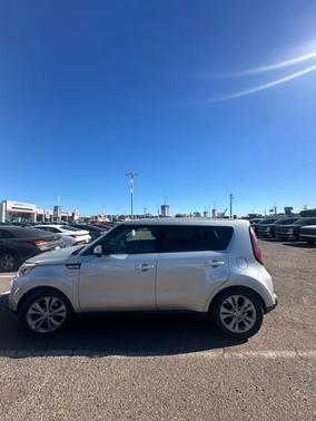 2015 Kia Soul +