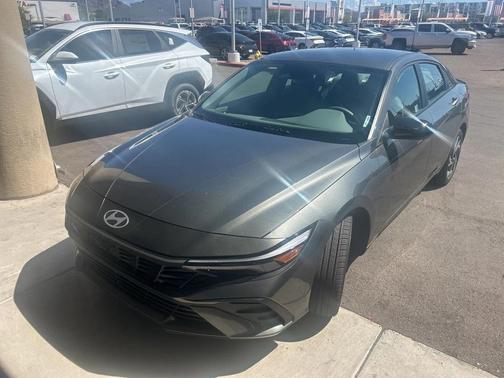 2025 Hyundai ELANTRA Sport
