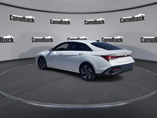 2025 Hyundai ELANTRA HEV Limited