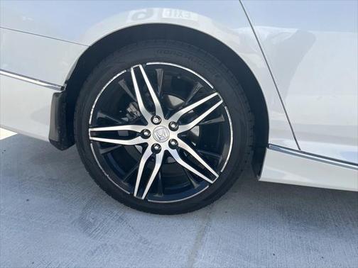 2022 Honda Accord Touring 2.0T