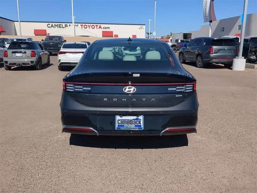 2025 Hyundai SONATA Hybrid Limited