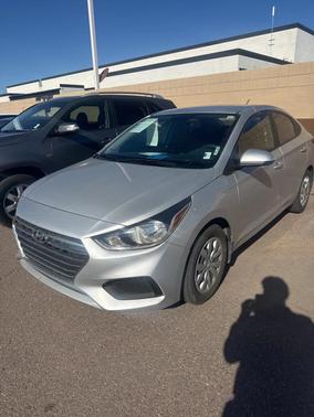 2020 Hyundai Accent SE