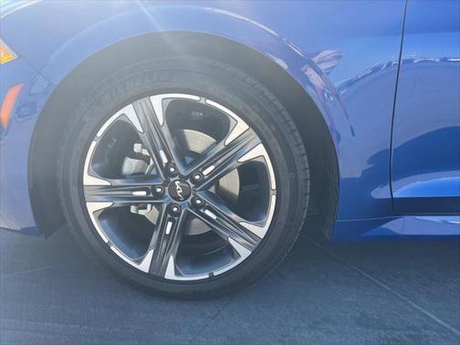 2022 Kia K5 EX