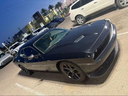 Pitch Black Clearcoat 2021 Dodge Challenger SXT