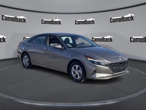 2023 Hyundai ELANTRA SE