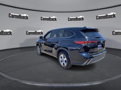 2022 Toyota Highlander L