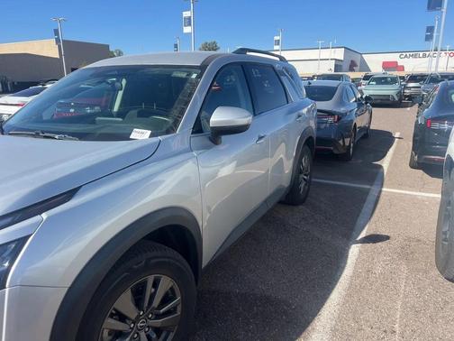 2022 Nissan Pathfinder SV 2WD