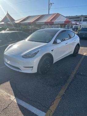 2020 Tesla Model Y Long Range Dual Motor All-Wheel Drive