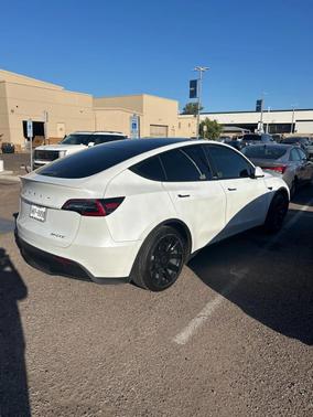 2020 Tesla Model Y Long Range Dual Motor All-Wheel Drive