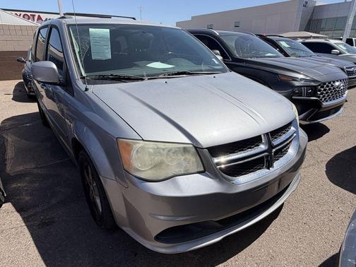 Billet Silver Metallic Clearcoat 2013 Dodge Grand Caravan SXT