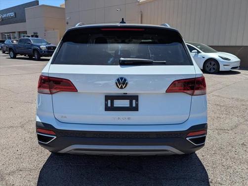 2024 Volkswagen Taos 1.5T SE