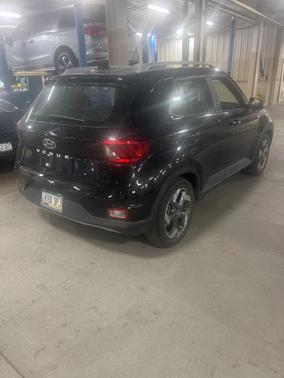 2022 Hyundai VENUE SEL